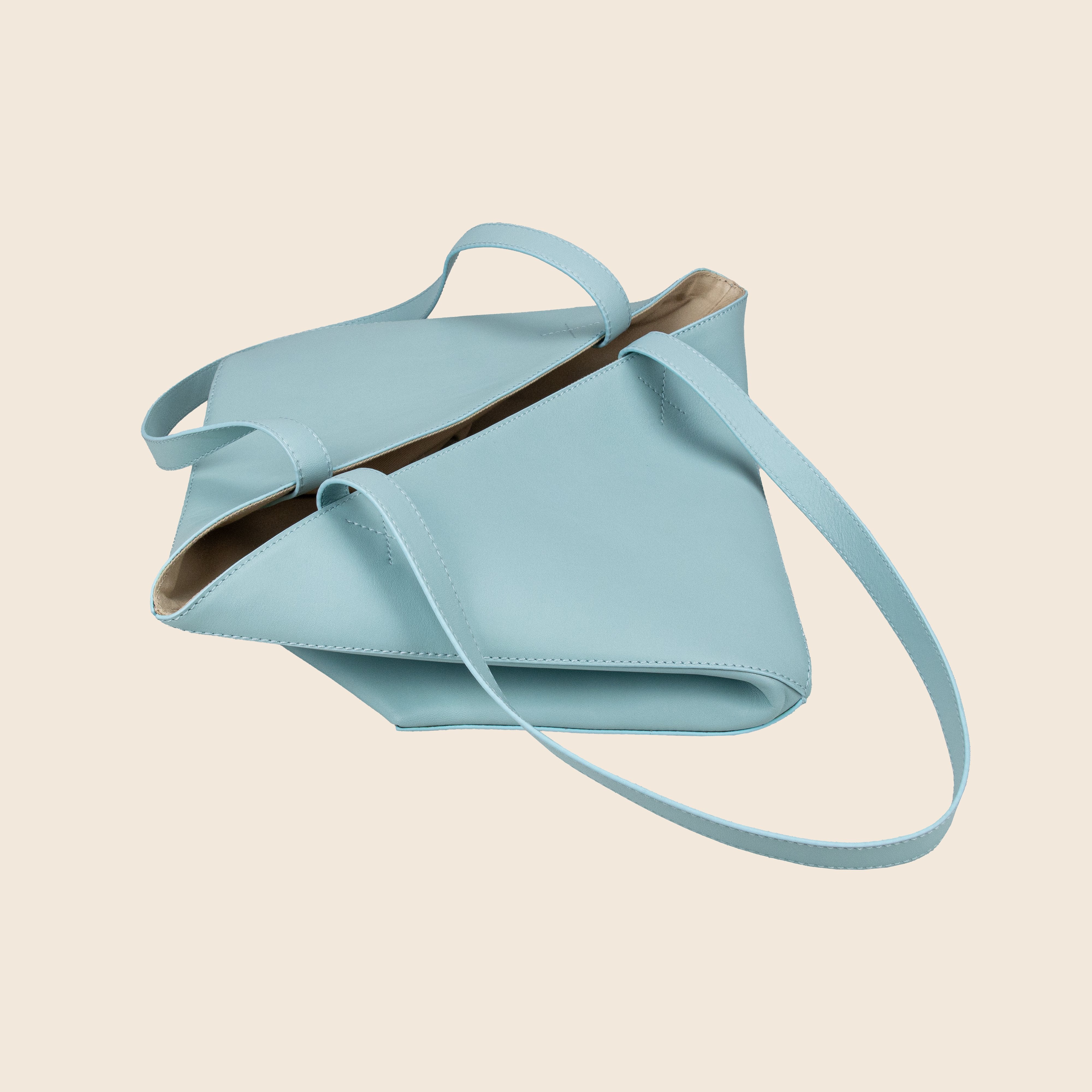 Alen in leather - Arctic Blue