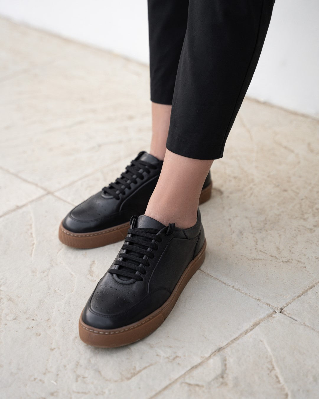 Mira in Leather - Black Caramel