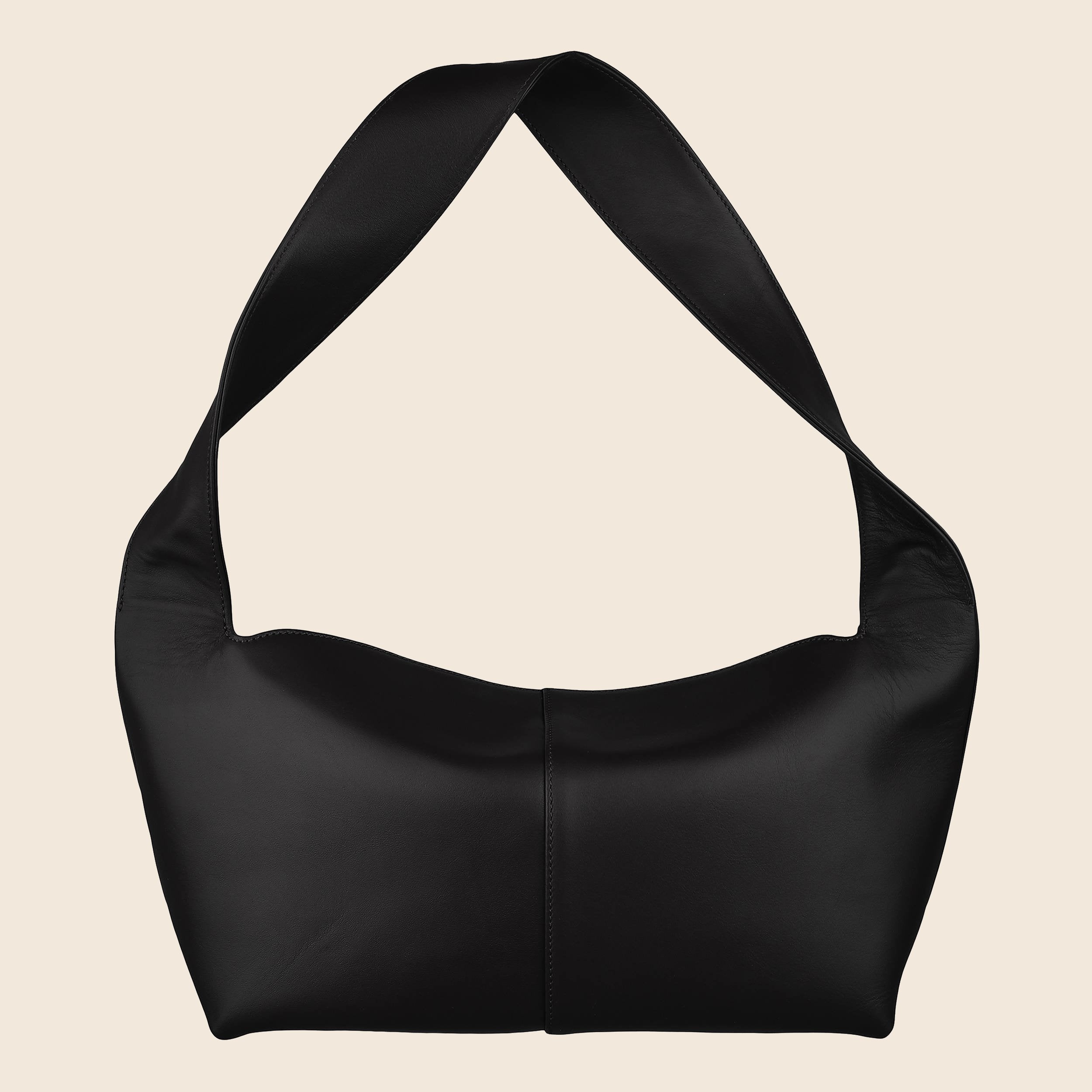 Numa in leather - Classic Black