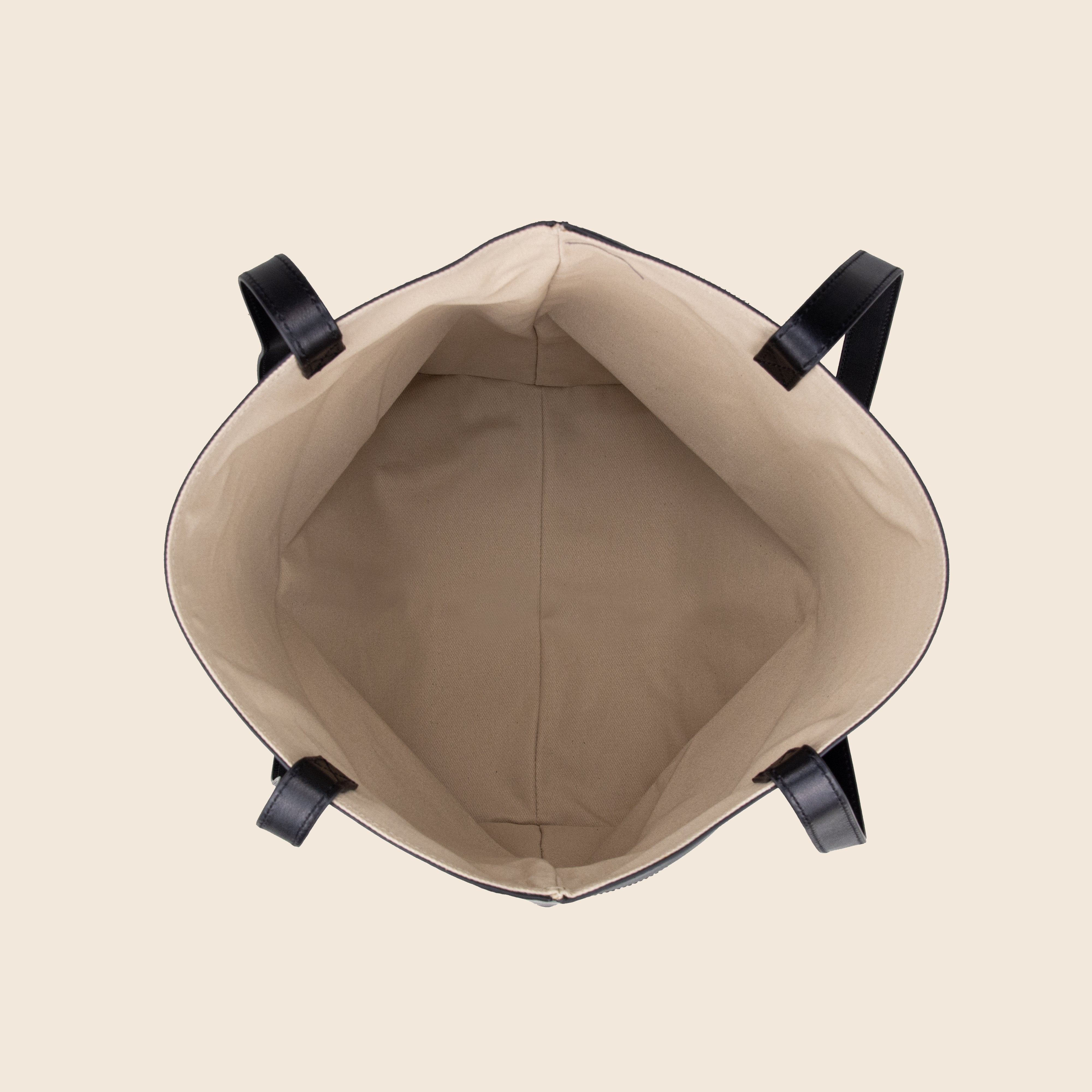 Alen in leather - Classic Black