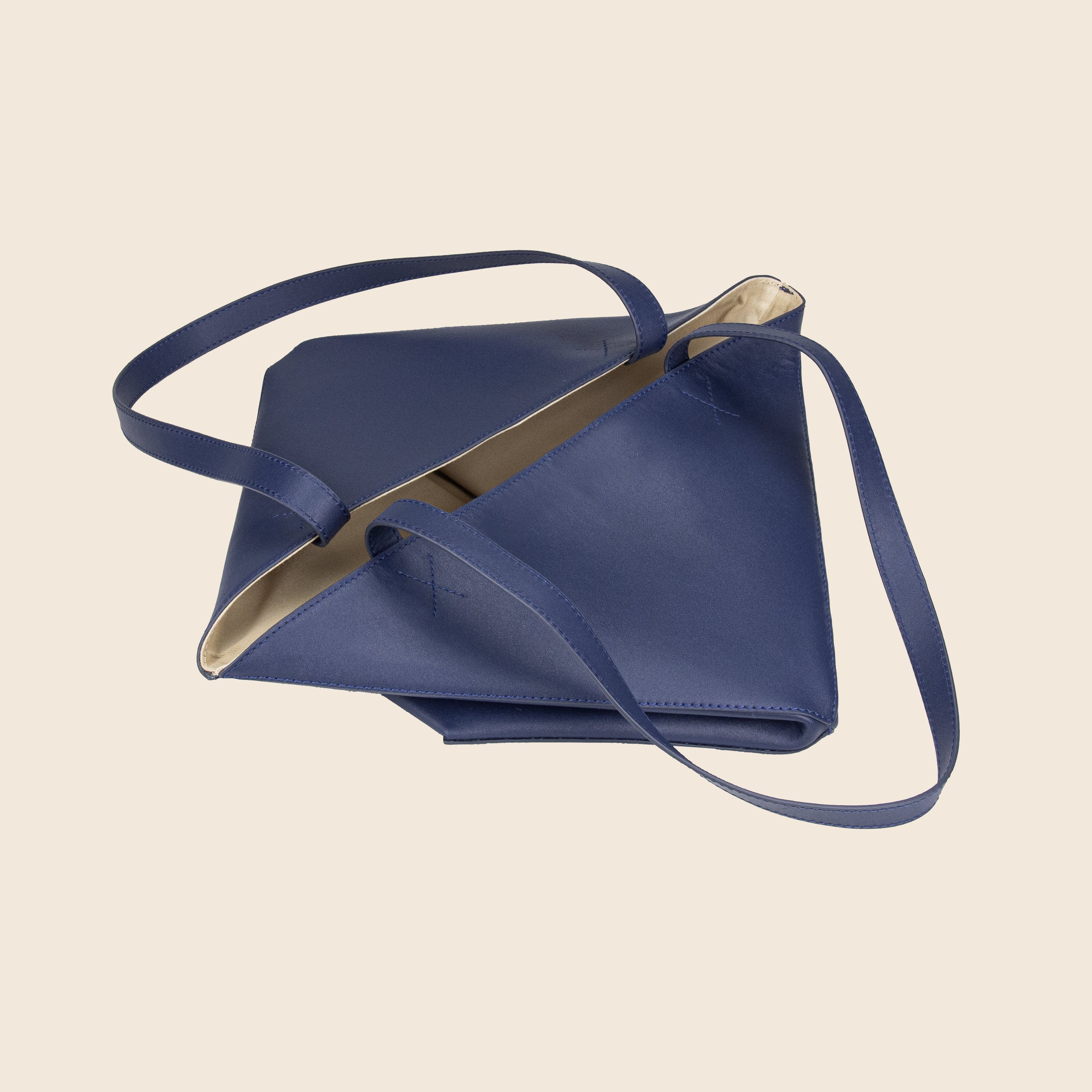 Alen in leather - Midnight Navy