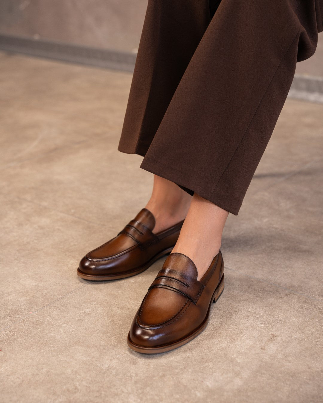 Avine in Leather - Chestnut Brown