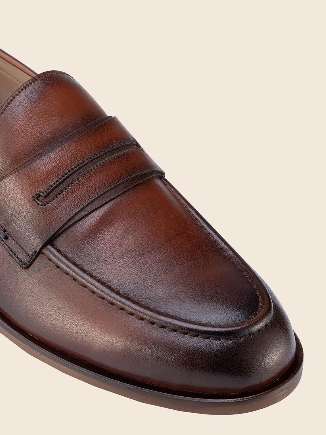 Avine in Leather - Dark Cognac