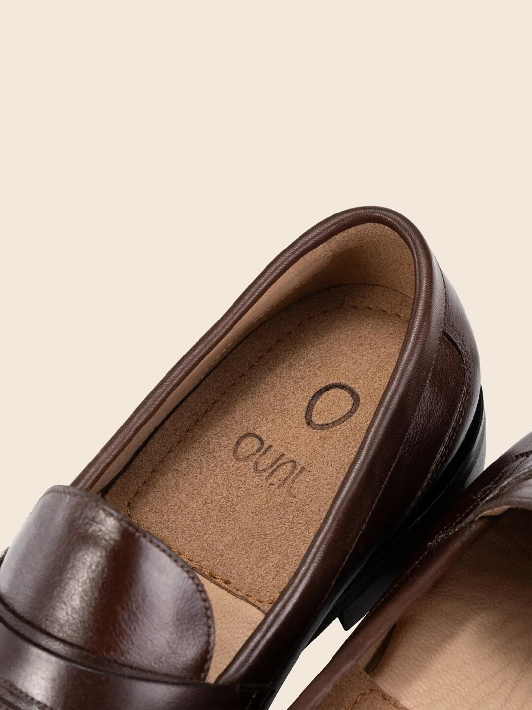 Avine in Leather - Dark Mahogany