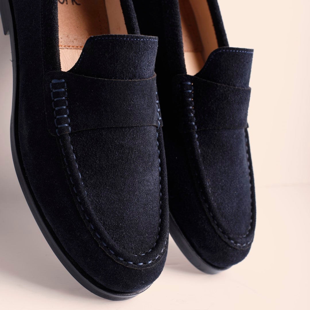 Luna in Suede - Midnight Sued