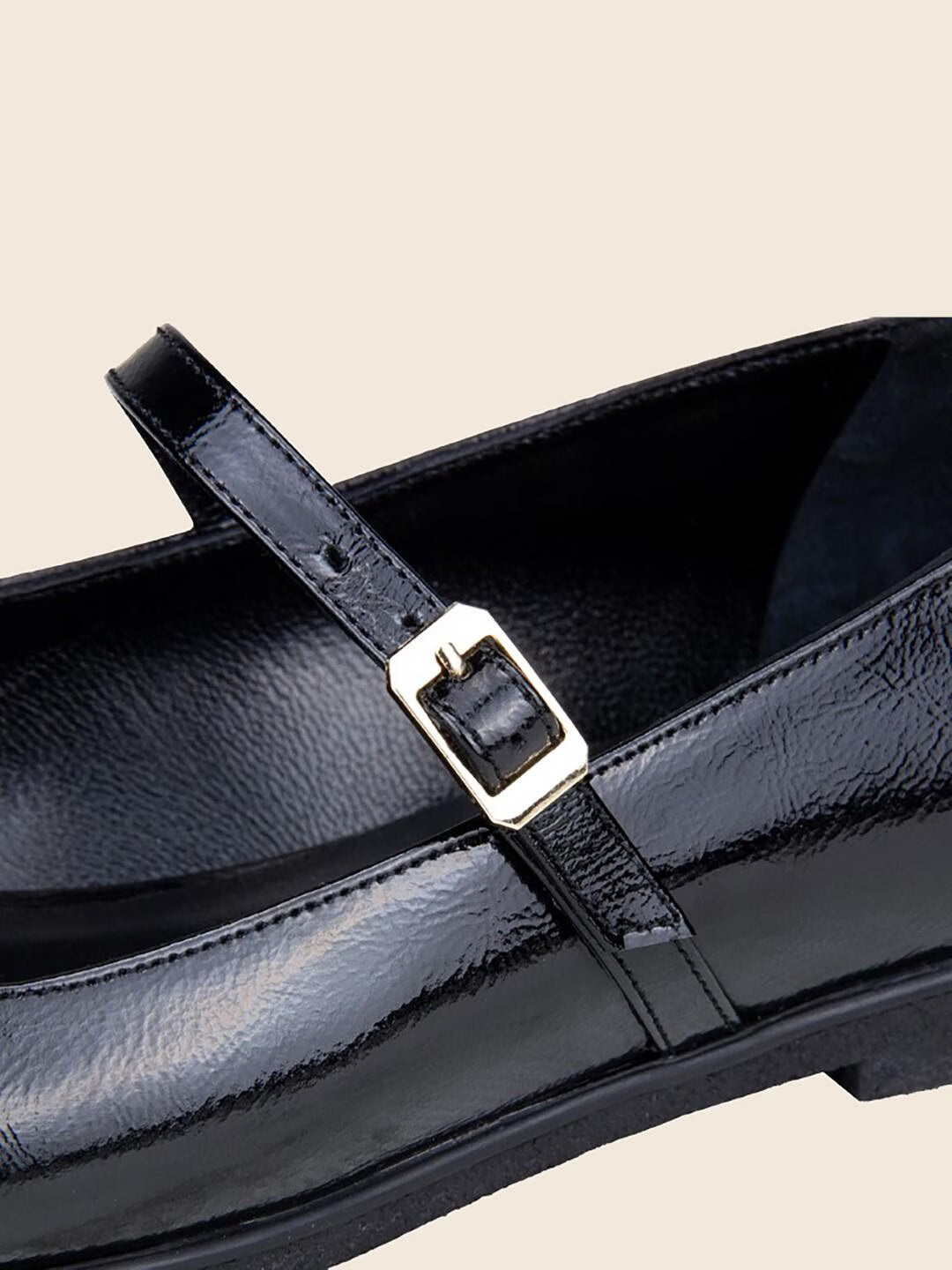 Nova in Leather - Glossy Black