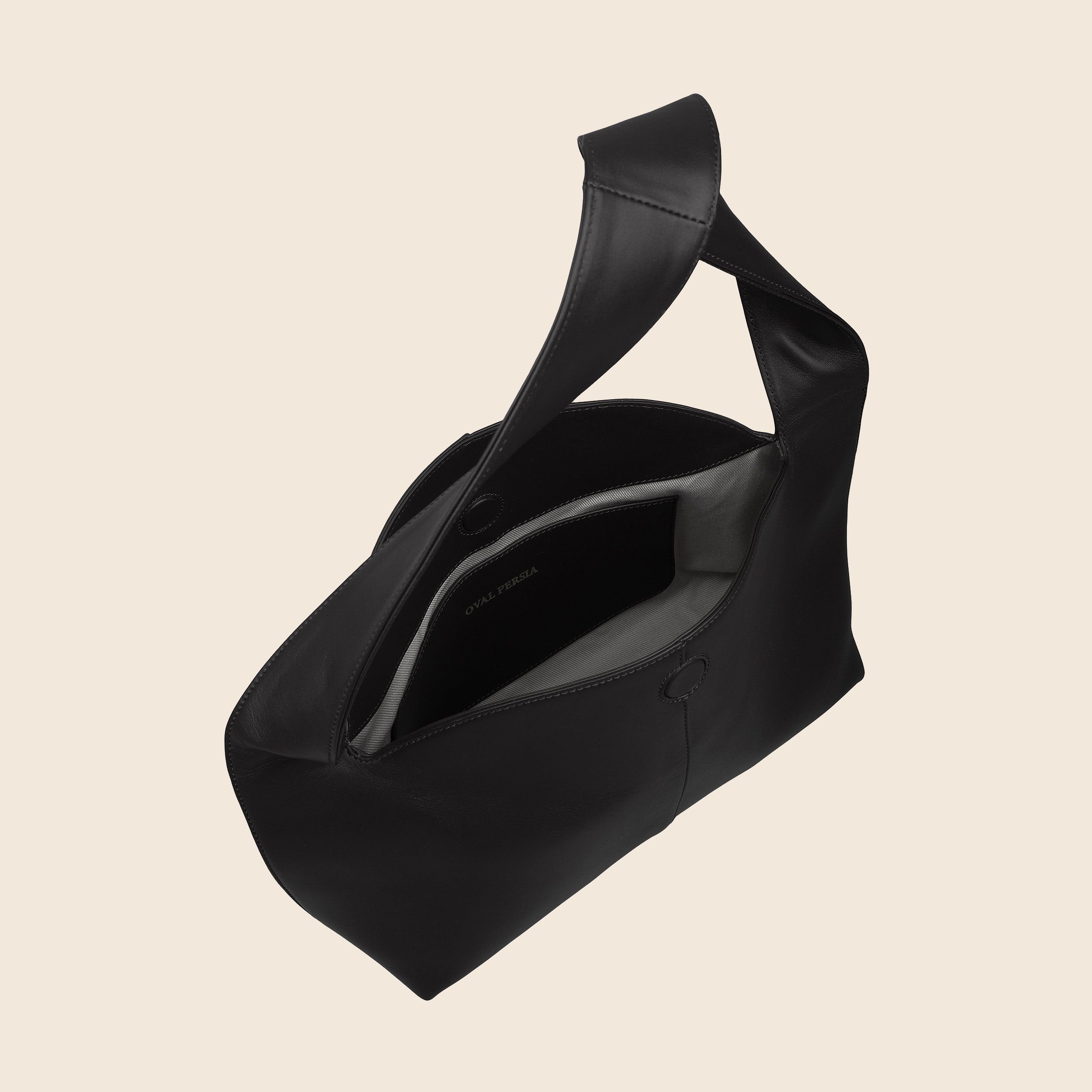 Numa in leather - Classic Black