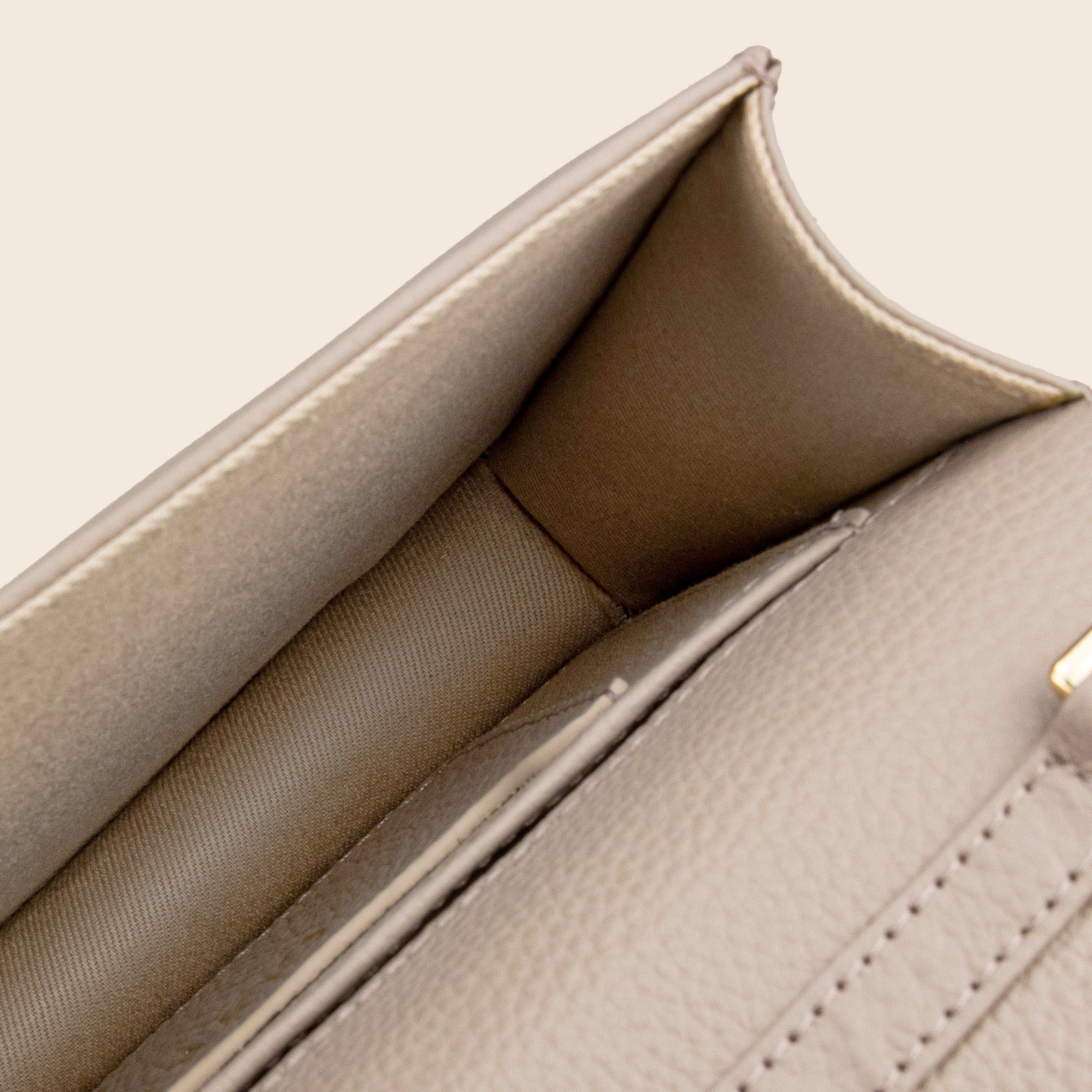 Vera in leather - Sandstone Beige